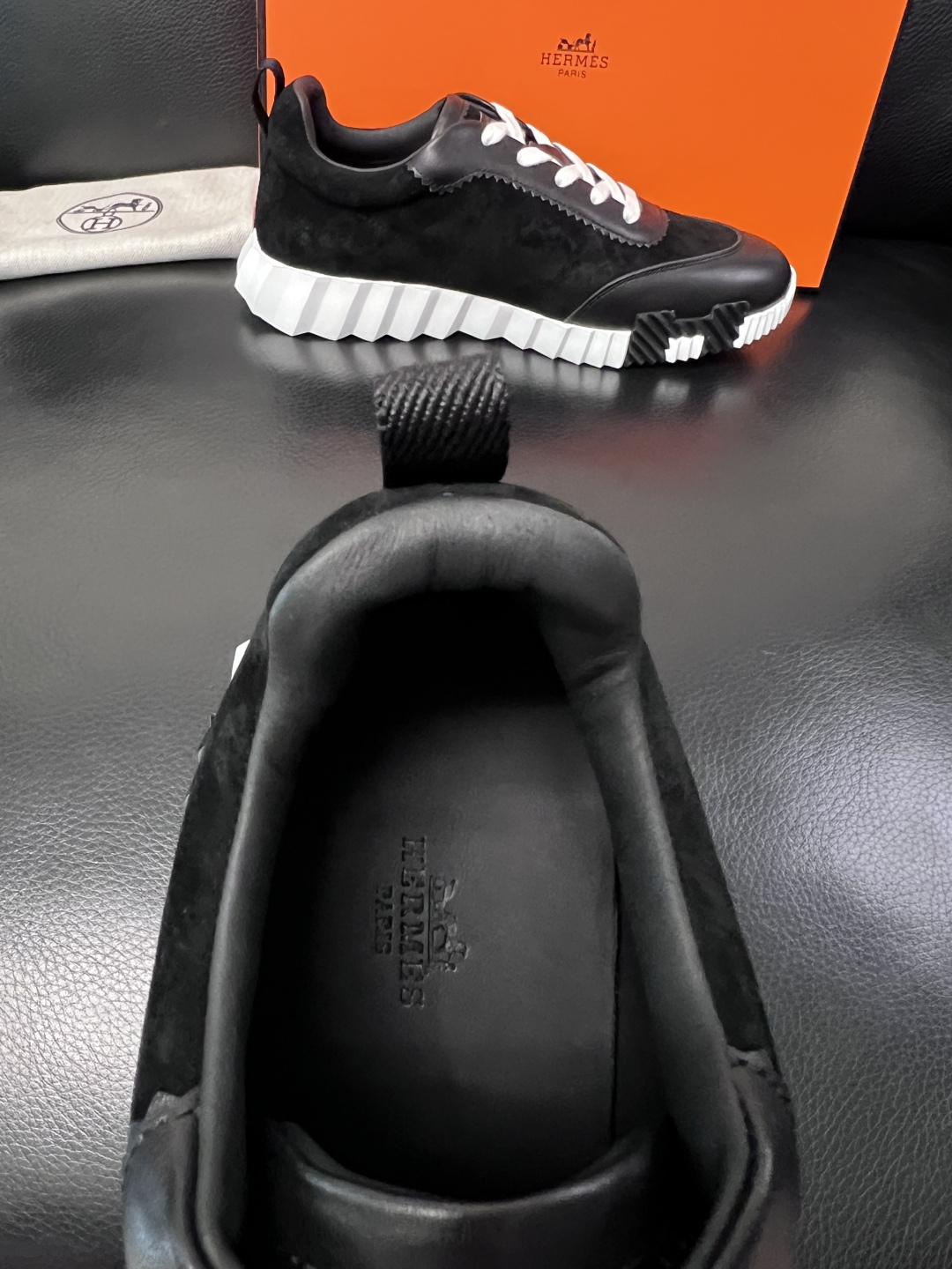 带飞机盒  Hermes  高品质  顶级工艺品  爱马仕 专柜同步发售原厂配置，意大利进口原版牛皮面料