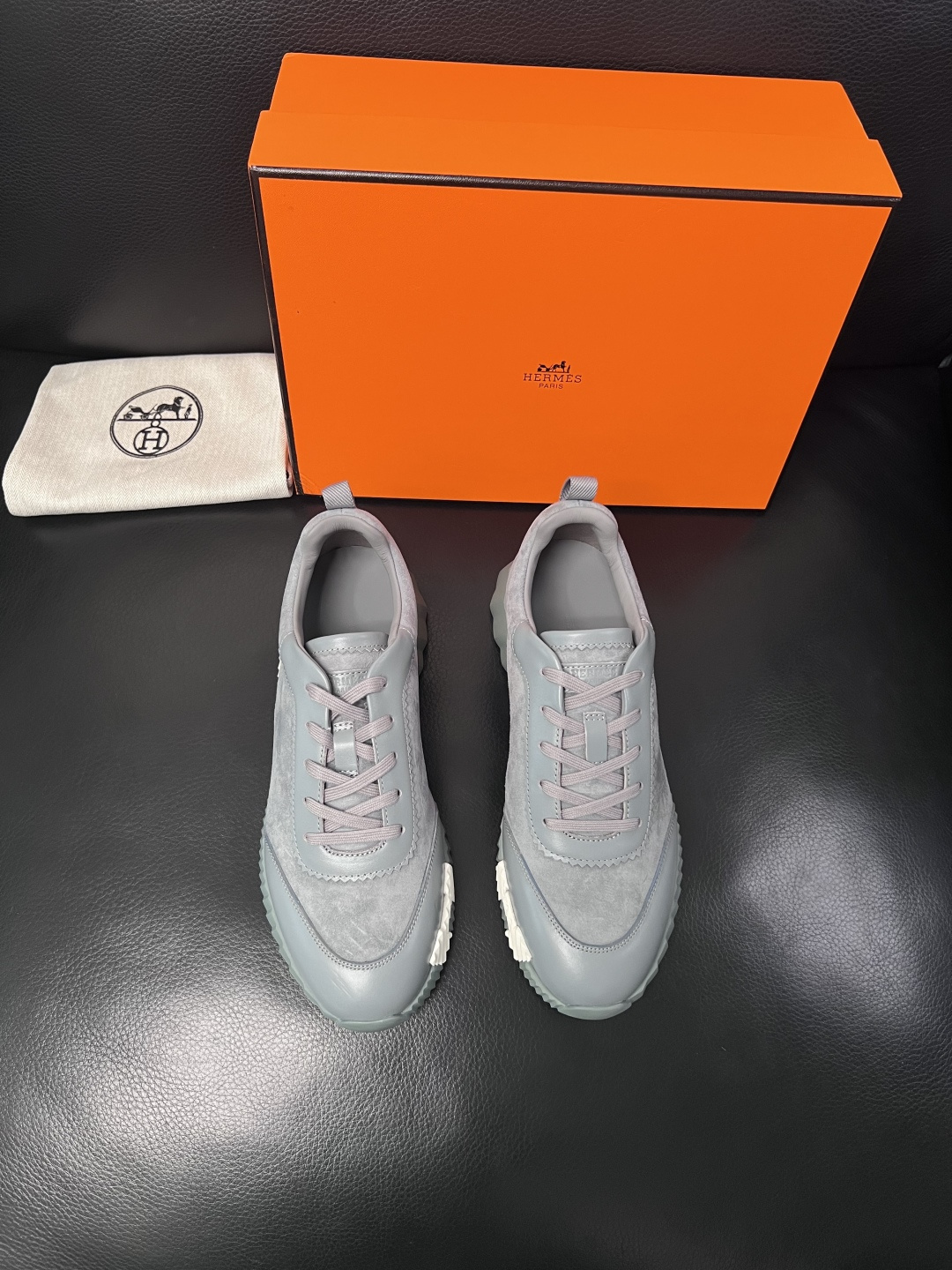 带飞机盒  Hermes  高品质  顶级工艺品  爱马仕 专柜同步发售原厂配置，意大利进口原版牛皮面料