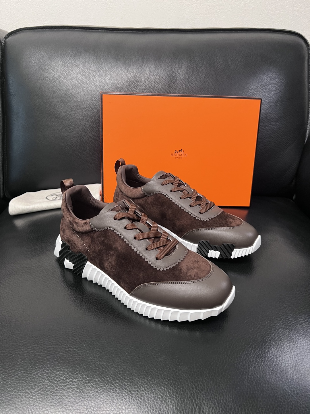 带飞机盒  Hermes  高品质  顶级工艺品  爱马仕 专柜同步发售原厂配置，意大利进口原版牛皮面料