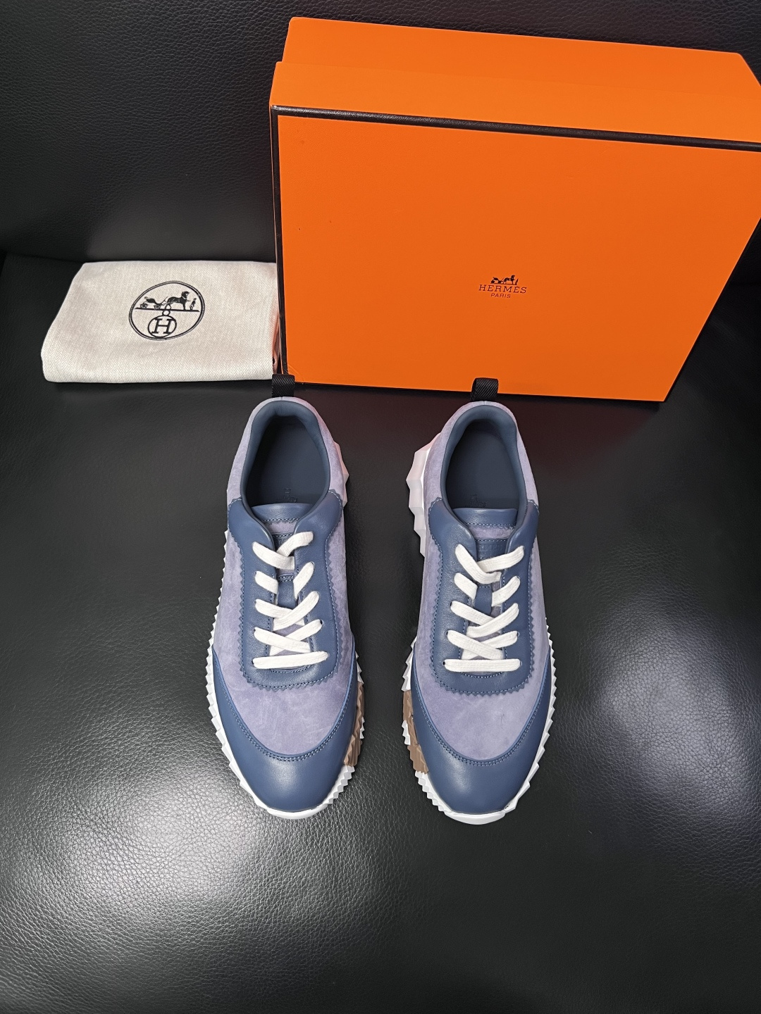 带飞机盒  Hermes  高品质  顶级工艺品  爱马仕 专柜同步发售原厂配置，意大利进口原版牛皮面料