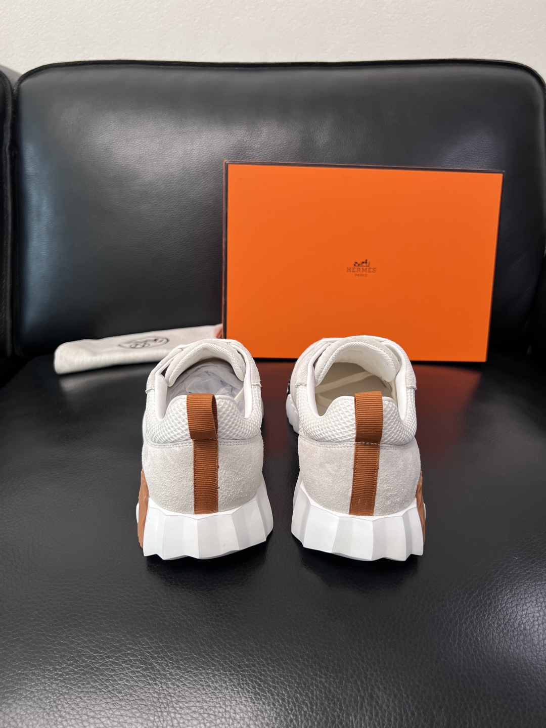 带飞机盒  Hermes  高品质  顶级工艺品  爱马仕 专柜同步发售原厂配置，意大利进口原版牛皮面料