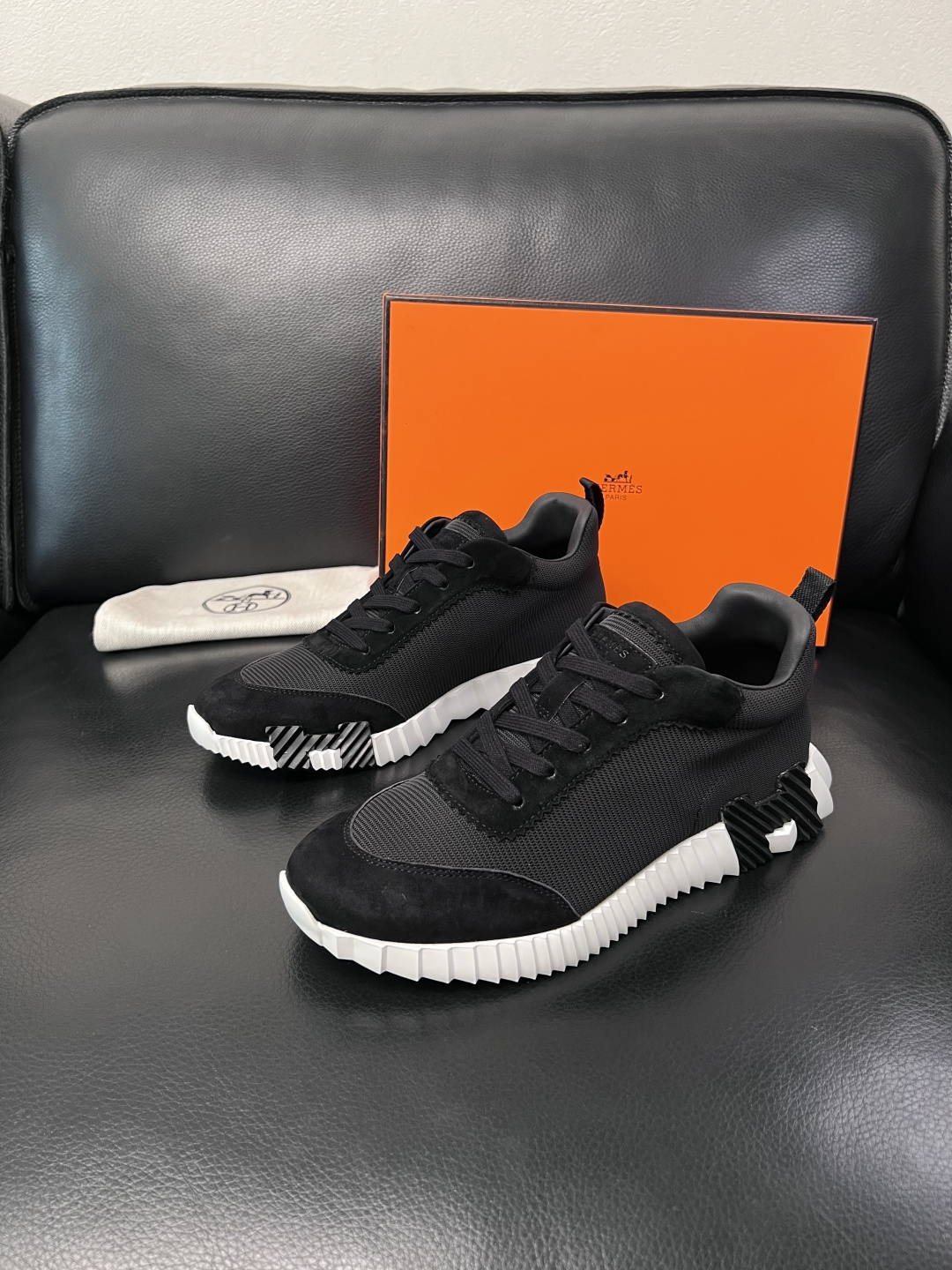 带飞机盒  Hermes  高品质  顶级工艺品  爱马仕 专柜同步发售原厂配置，意大利进口原版牛皮面料