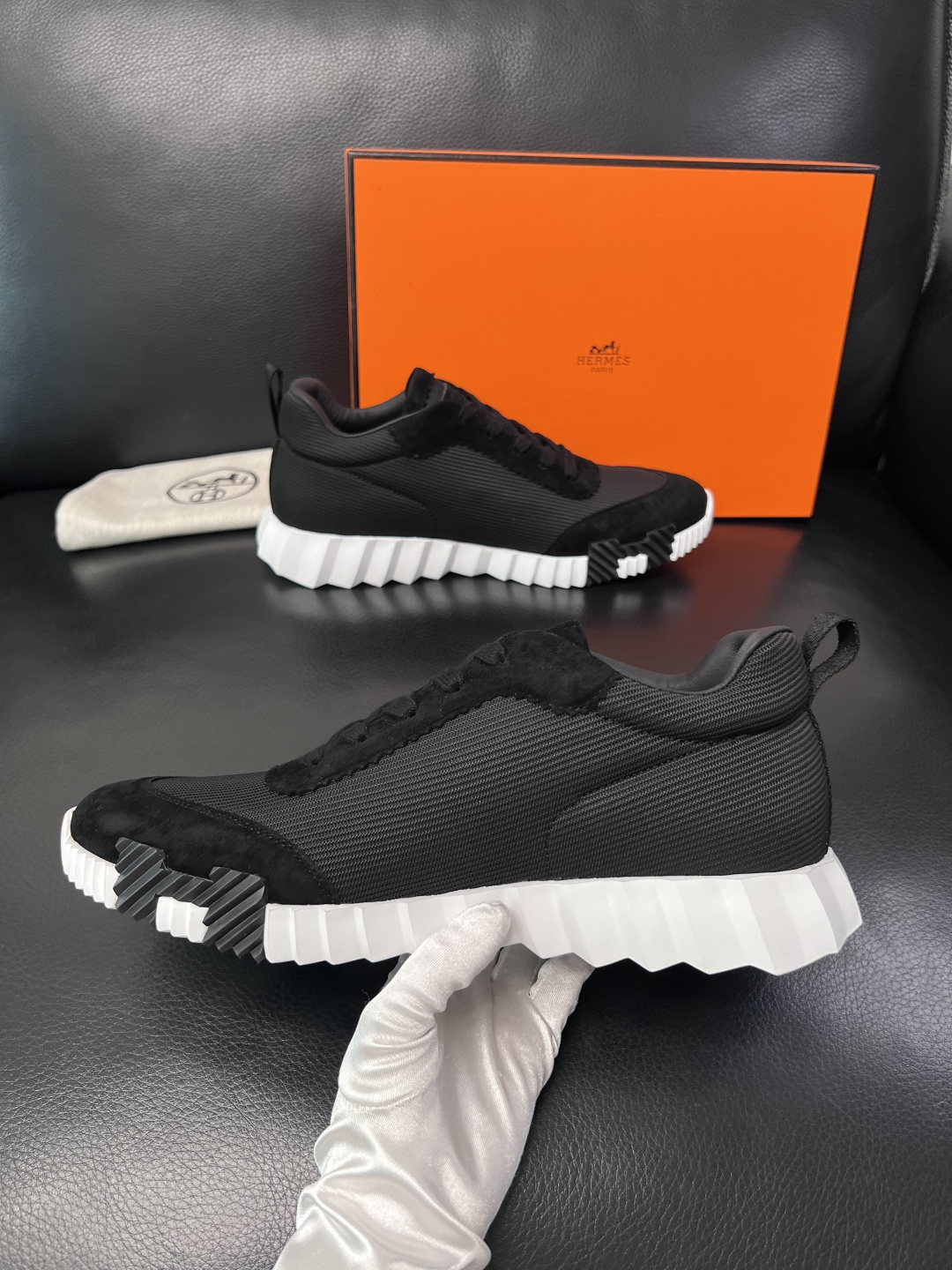 带飞机盒  Hermes  高品质  顶级工艺品  爱马仕 专柜同步发售原厂配置，意大利进口原版牛皮面料