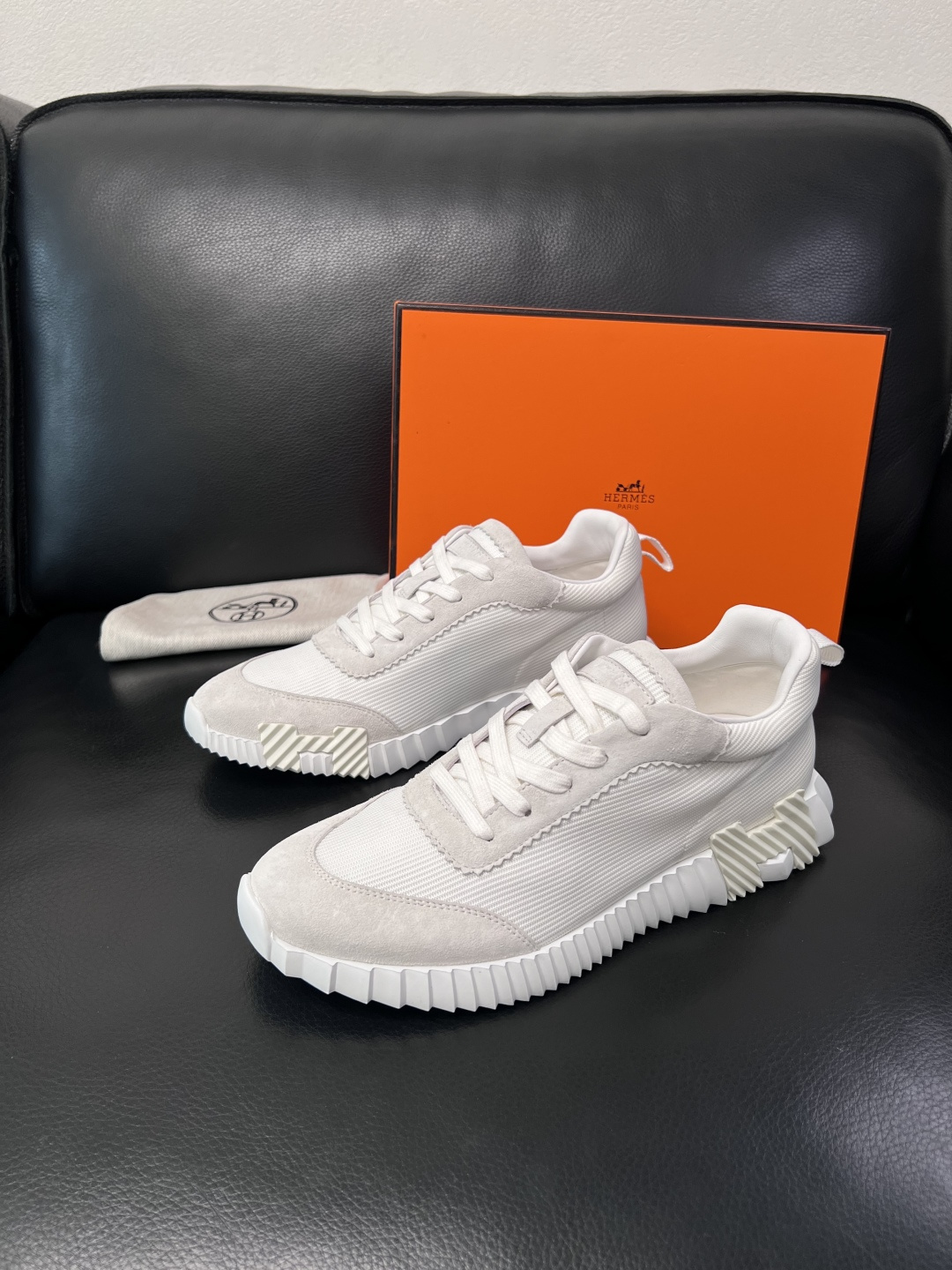 带飞机盒  Hermes  高品质  顶级工艺品  爱马仕 专柜同步发售原厂配置，意大利进口原版牛皮面料