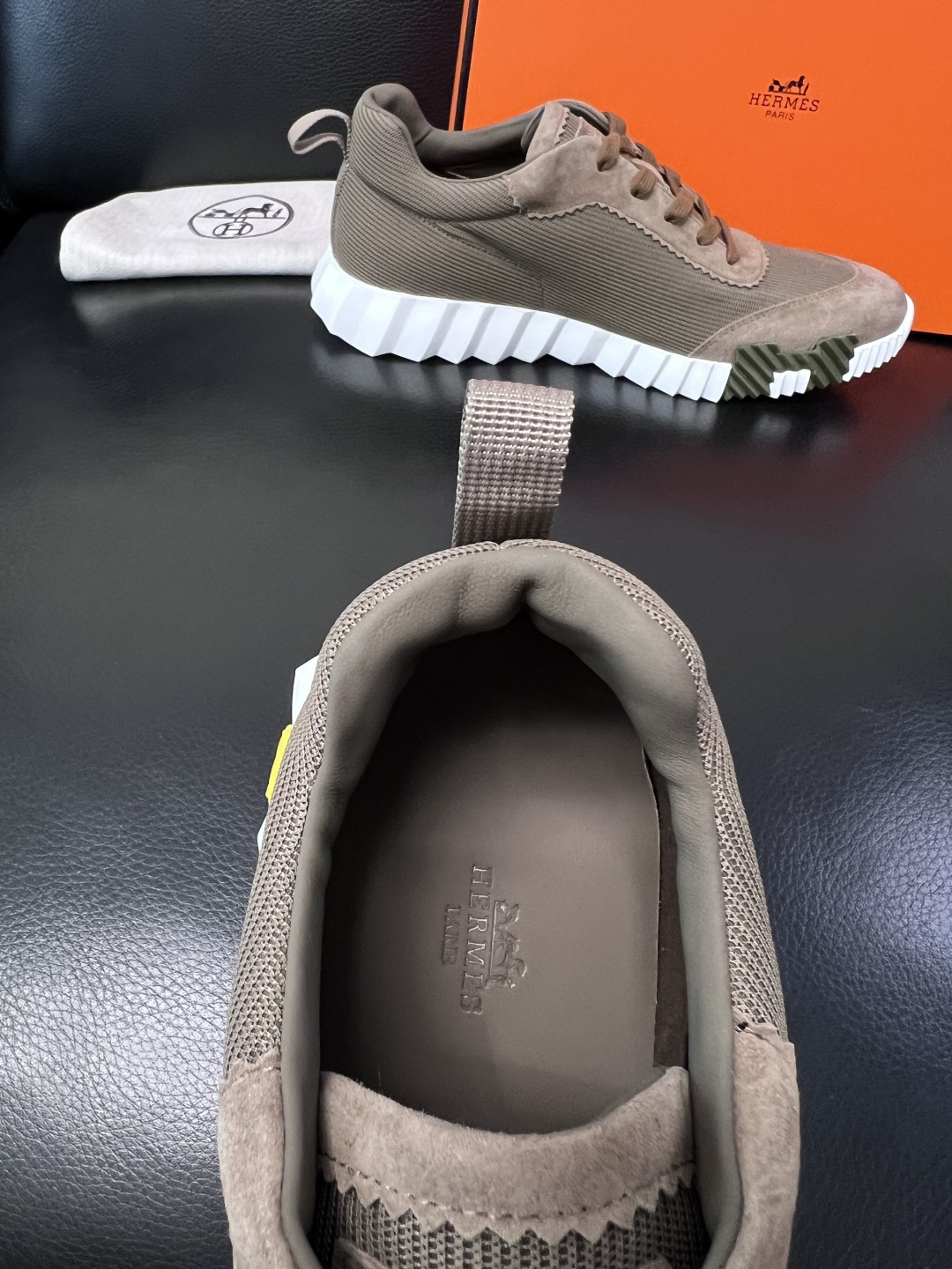 带飞机盒  Hermes  高品质  顶级工艺品  爱马仕 专柜同步发售原厂配置，意大利进口原版牛皮面料