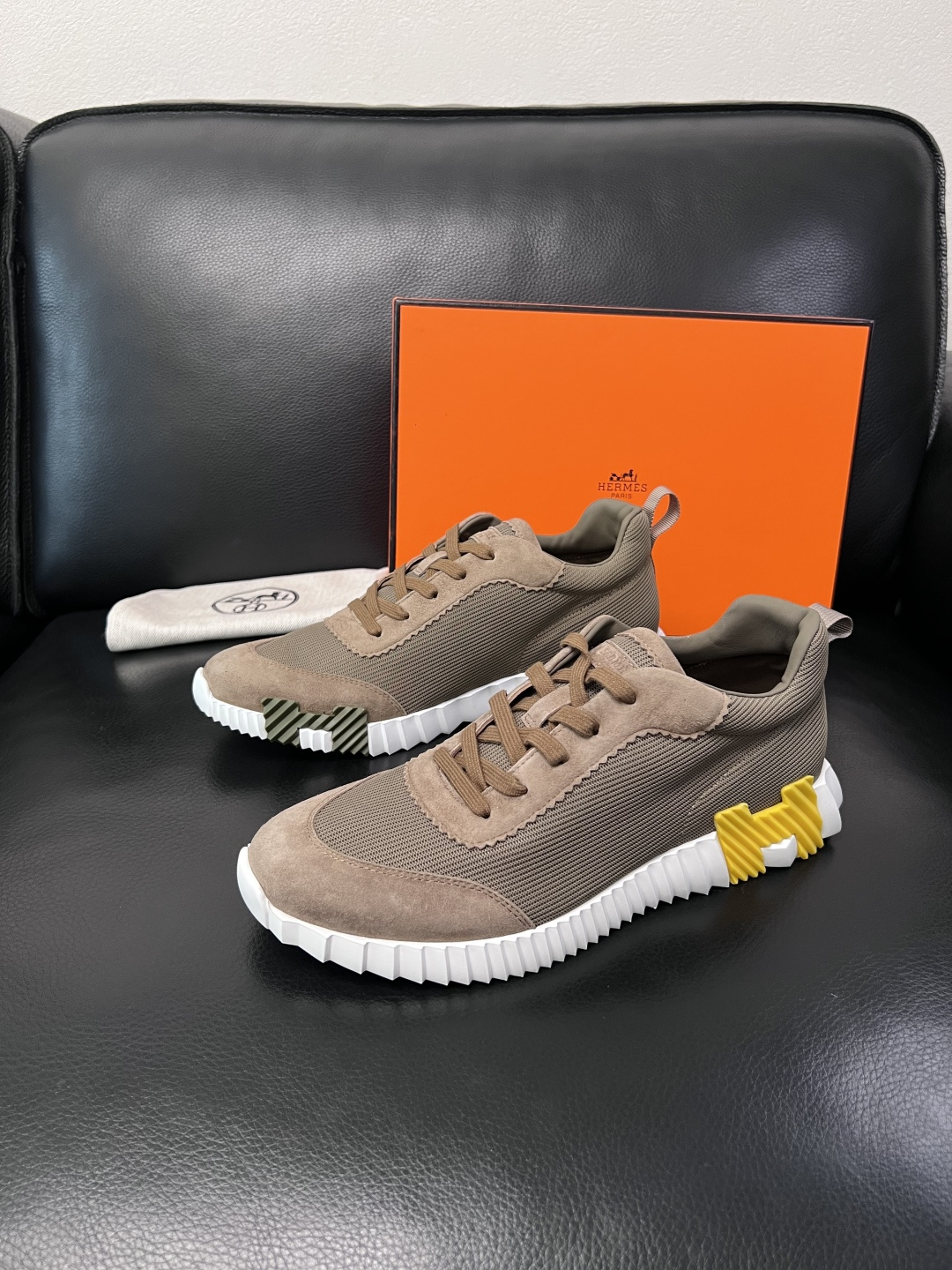 带飞机盒  Hermes  高品质  顶级工艺品  爱马仕 专柜同步发售原厂配置，意大利进口原版牛皮面料
