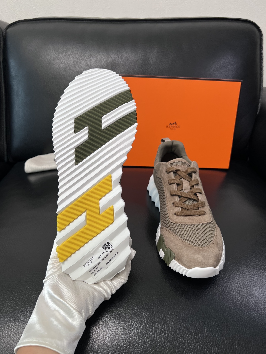 带飞机盒  Hermes  高品质  顶级工艺品  爱马仕 专柜同步发售原厂配置，意大利进口原版牛皮面料