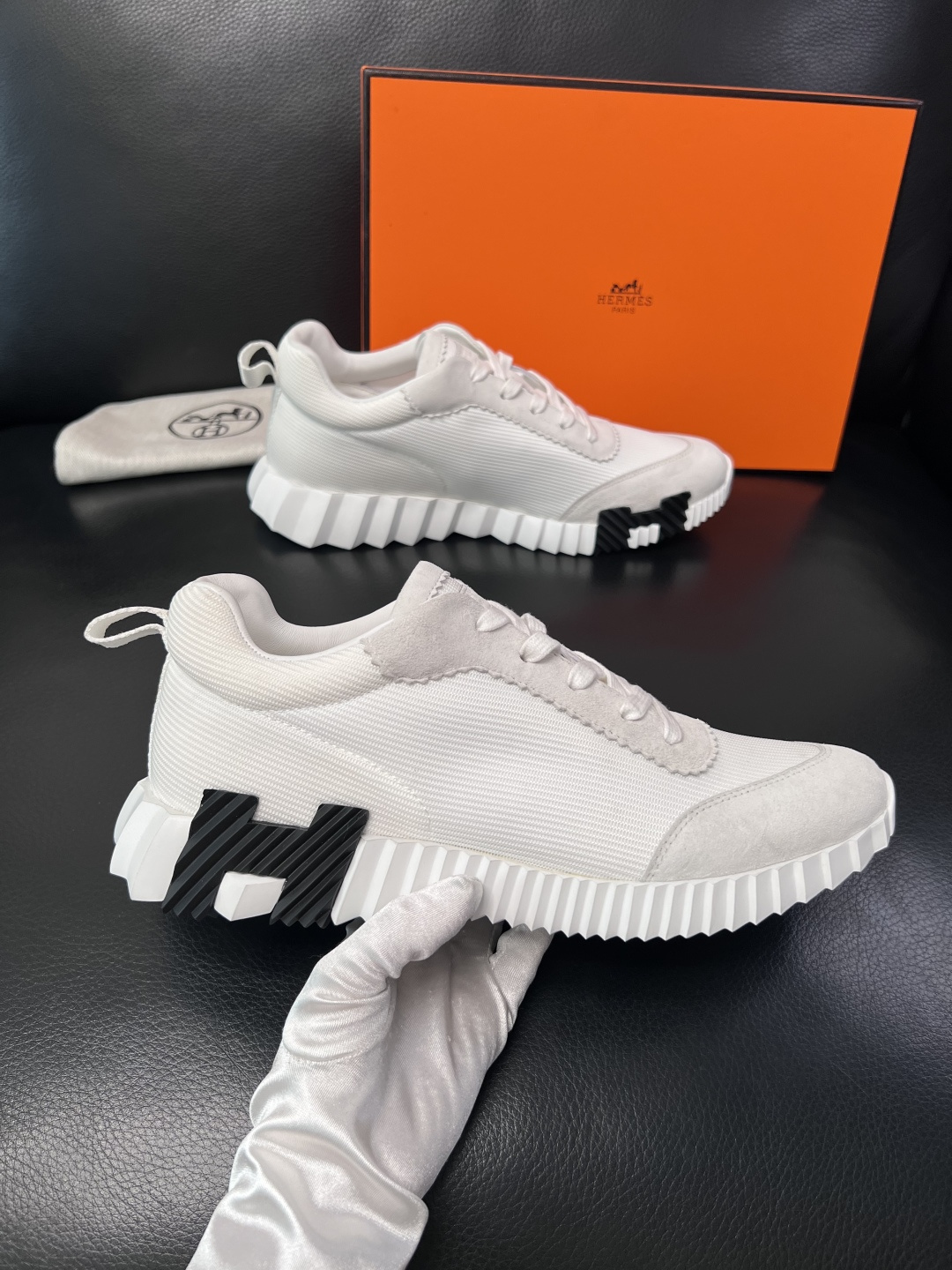 带飞机盒  Hermes  高品质  顶级工艺品  爱马仕 专柜同步发售原厂配置，意大利进口原版牛皮面料