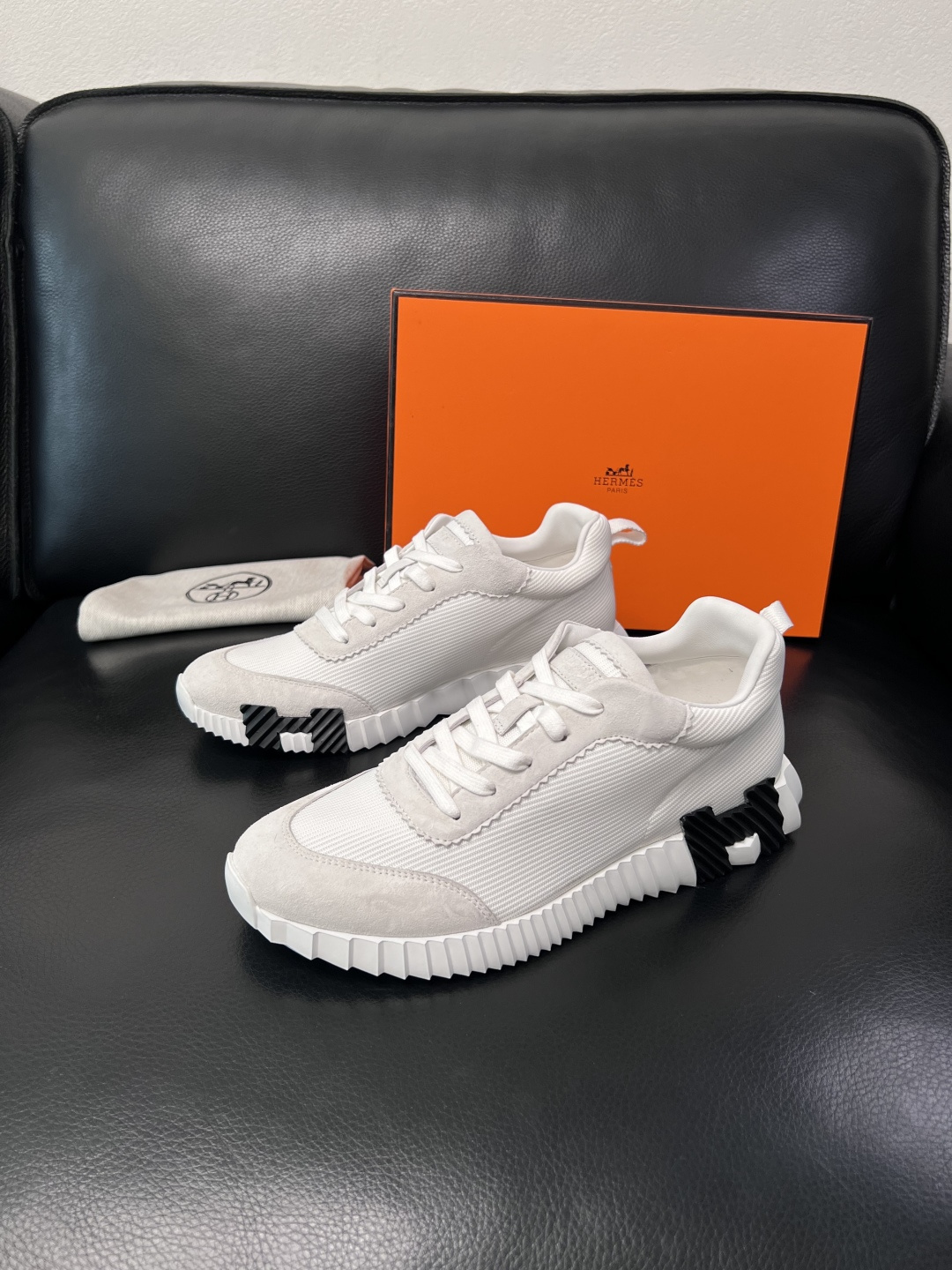 带飞机盒  Hermes  高品质  顶级工艺品  爱马仕 专柜同步发售原厂配置，意大利进口原版牛皮面料