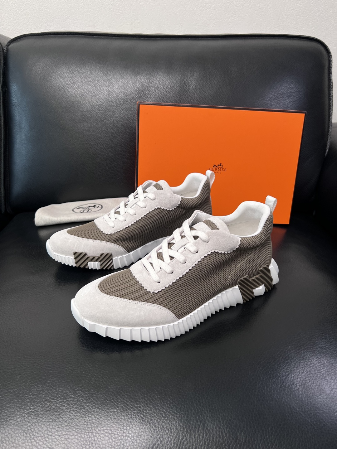 带飞机盒  Hermes  高品质  顶级工艺品  爱马仕 专柜同步发售原厂配置，意大利进口原版牛皮面料
