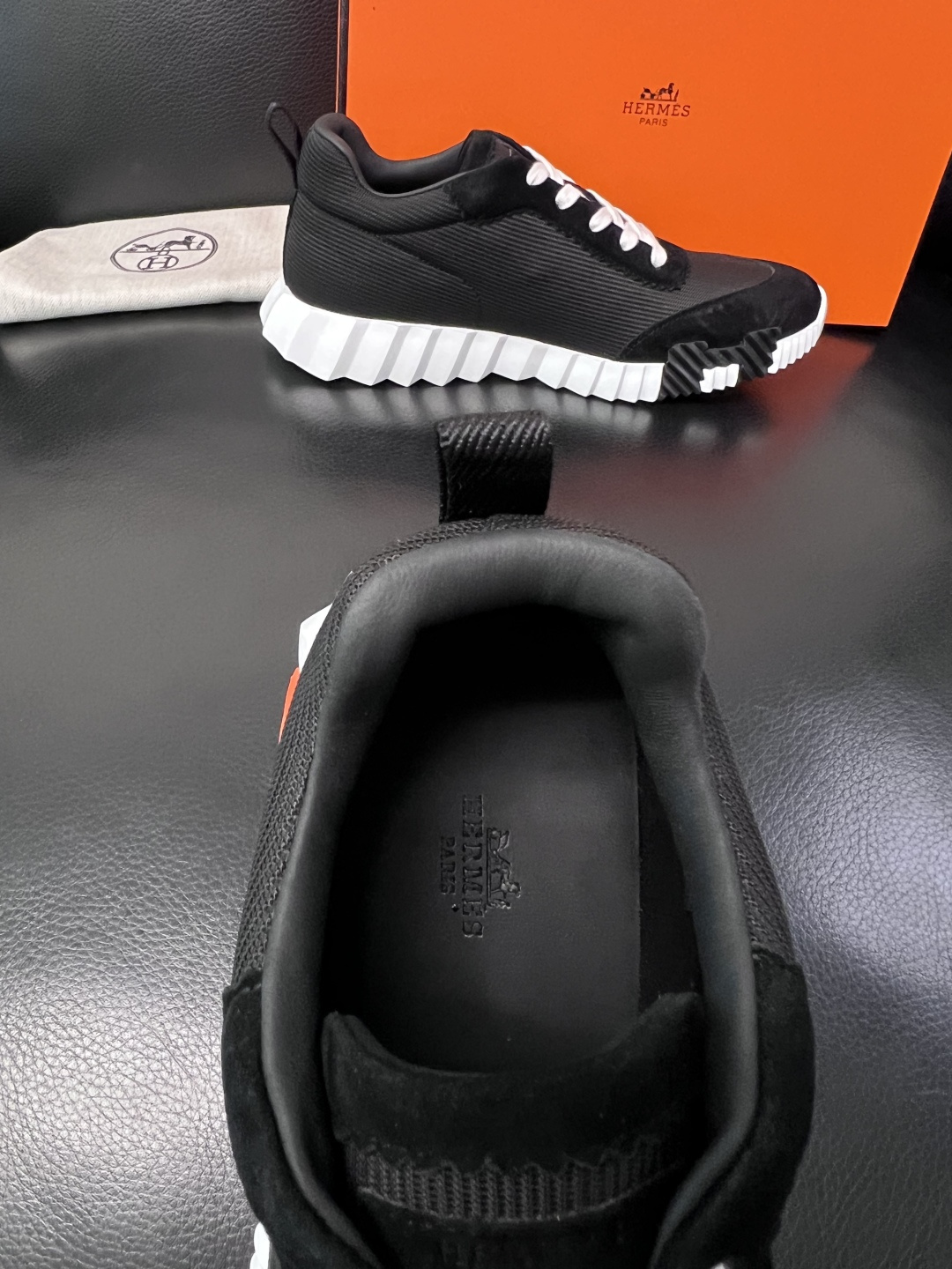 带飞机盒  Hermes  高品质  顶级工艺品  爱马仕 专柜同步发售原厂配置，意大利进口原版牛皮面料
