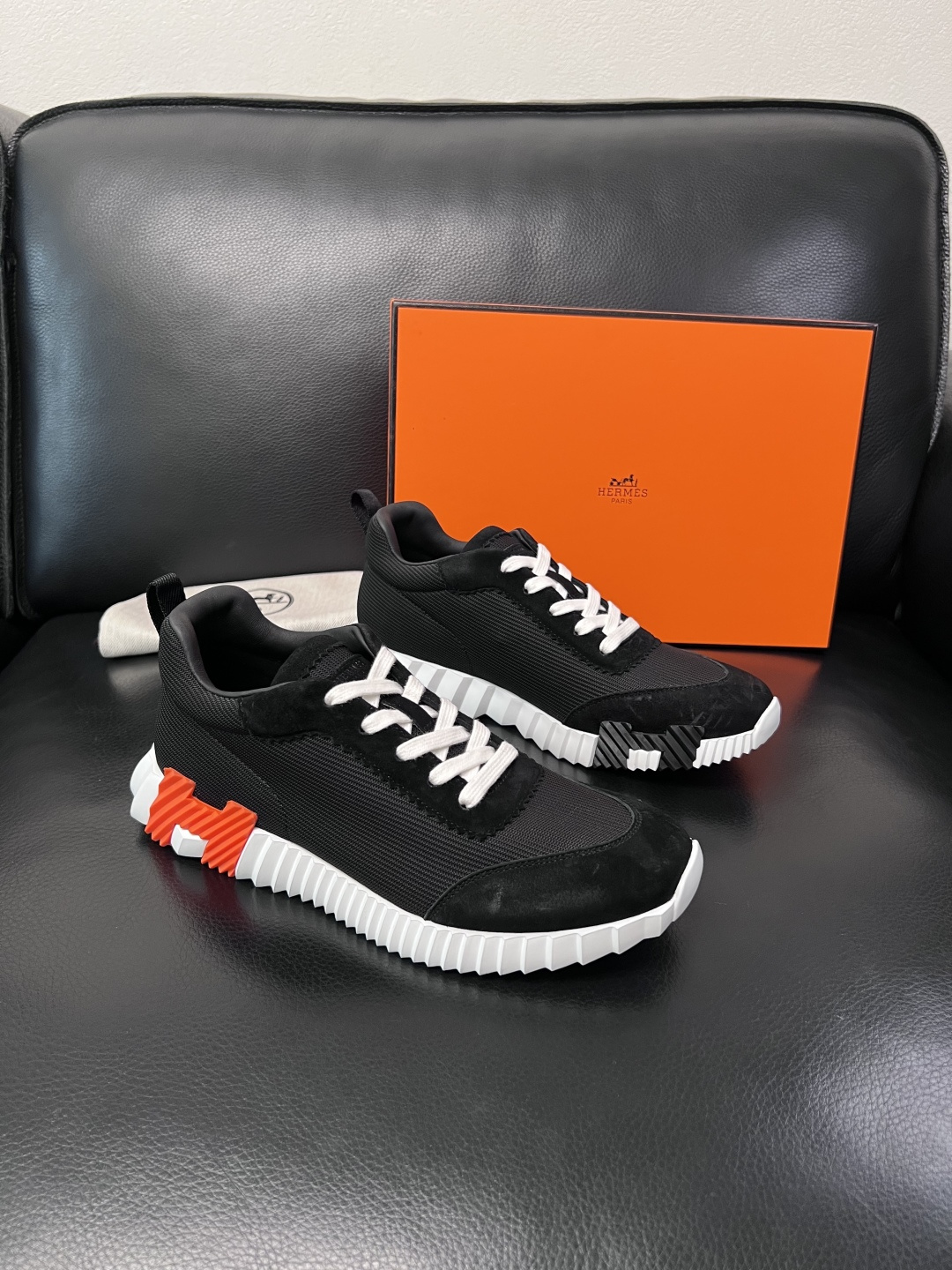 带飞机盒  Hermes  高品质  顶级工艺品  爱马仕 专柜同步发售原厂配置，意大利进口原版牛皮面料