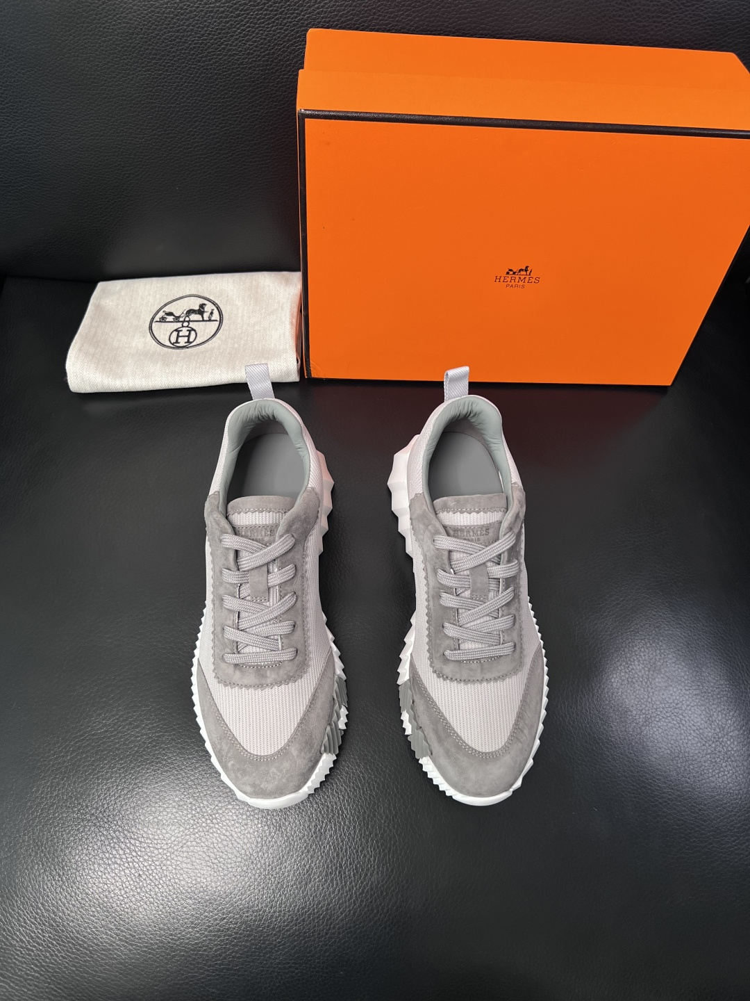 带飞机盒  Hermes  高品质  顶级工艺品  爱马仕 专柜同步发售原厂配置，意大利进口原版牛皮面料
