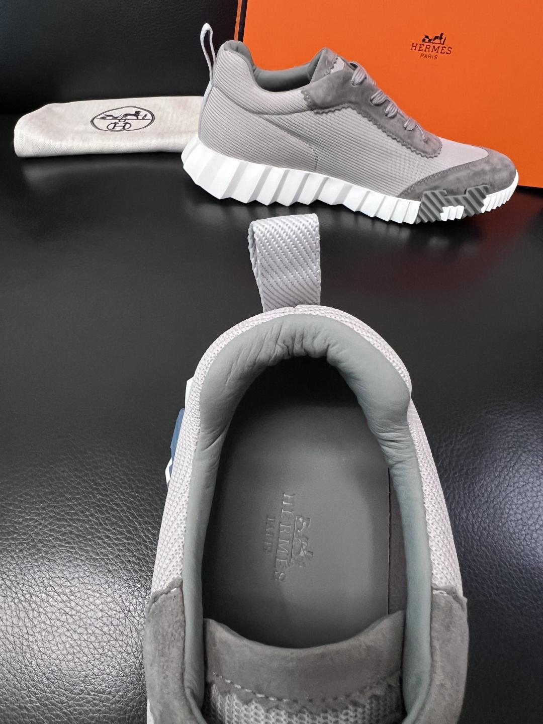 带飞机盒  Hermes  高品质  顶级工艺品  爱马仕 专柜同步发售原厂配置，意大利进口原版牛皮面料