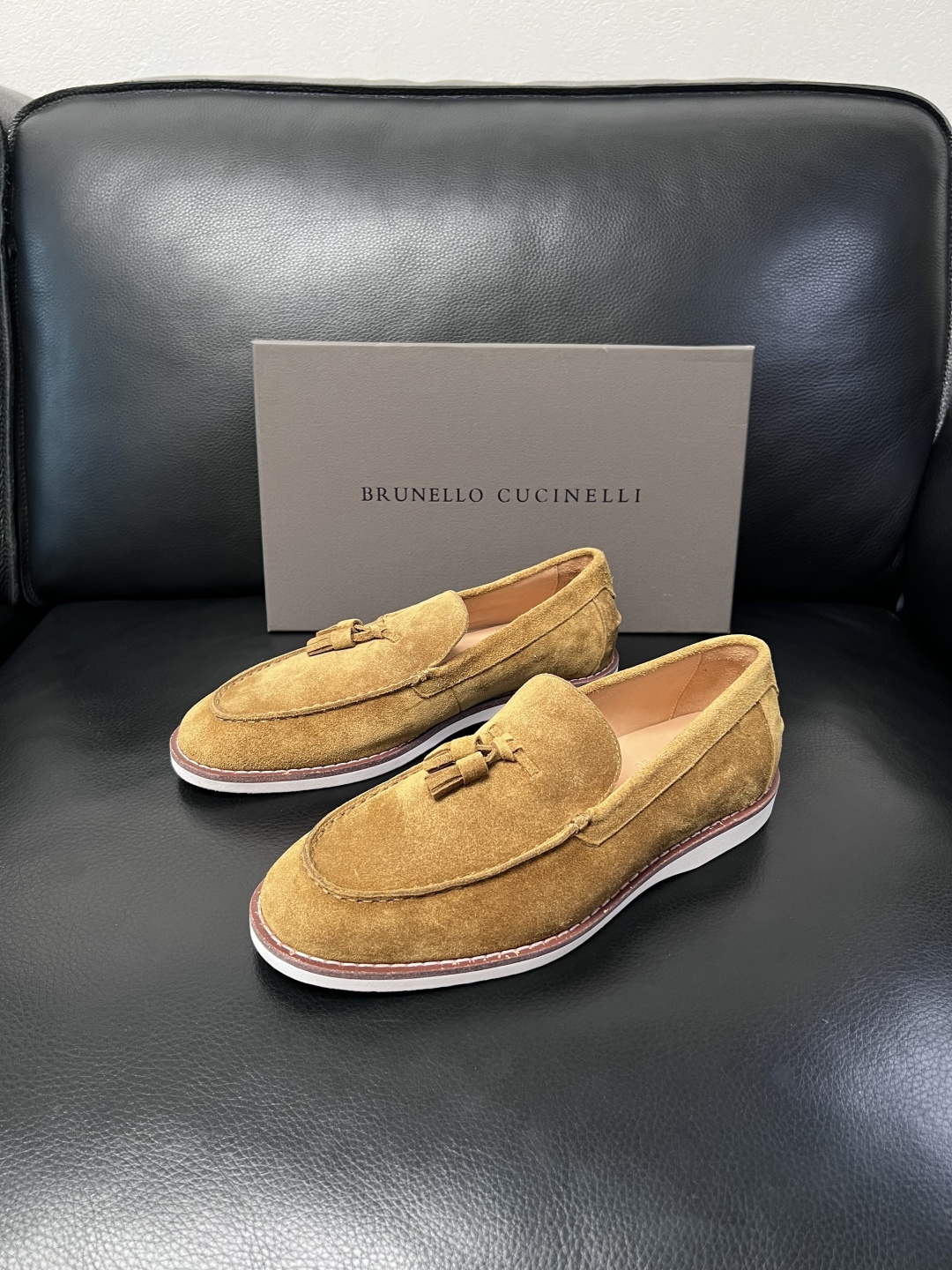 Brunello Cucinelli  高品质 顶级工艺品  BC  专柜同步原厂配置，意大利进口牛皮面