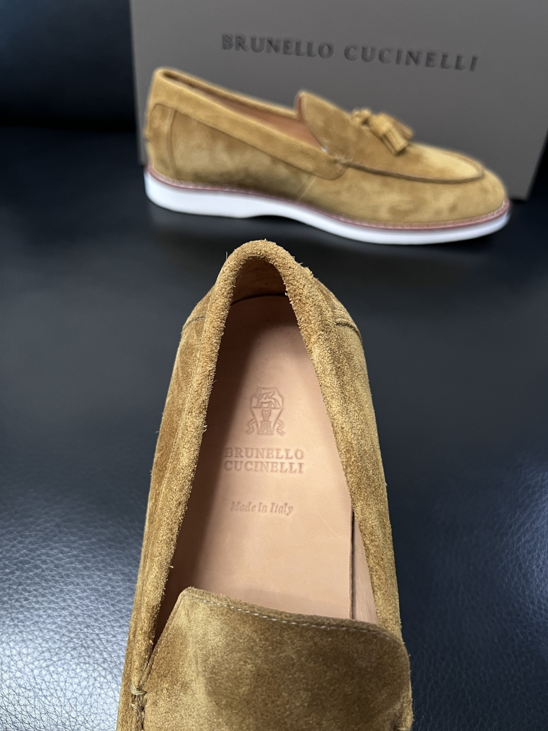 Brunello Cucinelli  高品质 顶级工艺品  BC  专柜同步原厂配置，意大利进口牛皮面