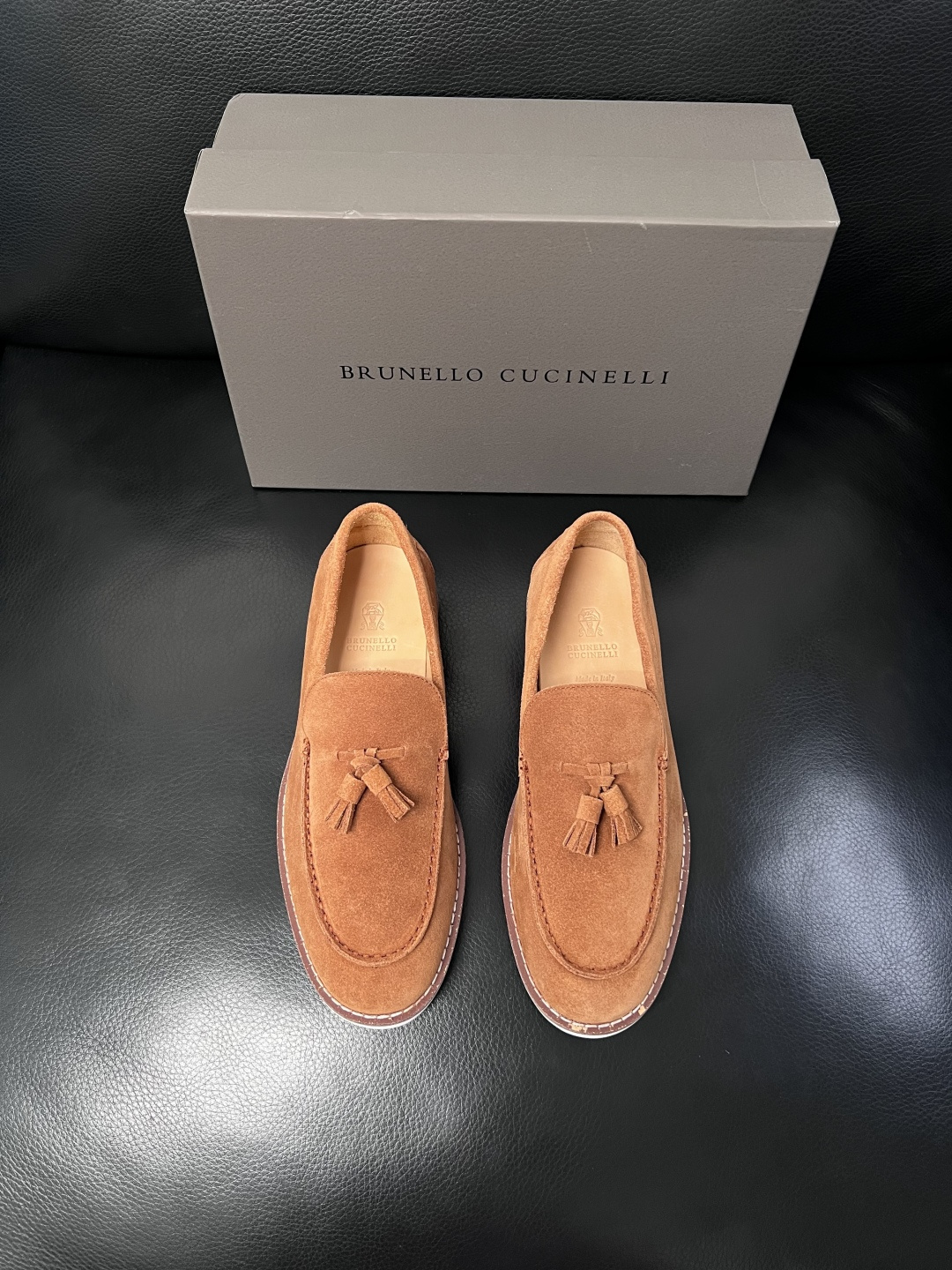 Brunello Cucinelli  高品质 顶级工艺品  BC  专柜同步原厂配置，意大利进口牛皮面