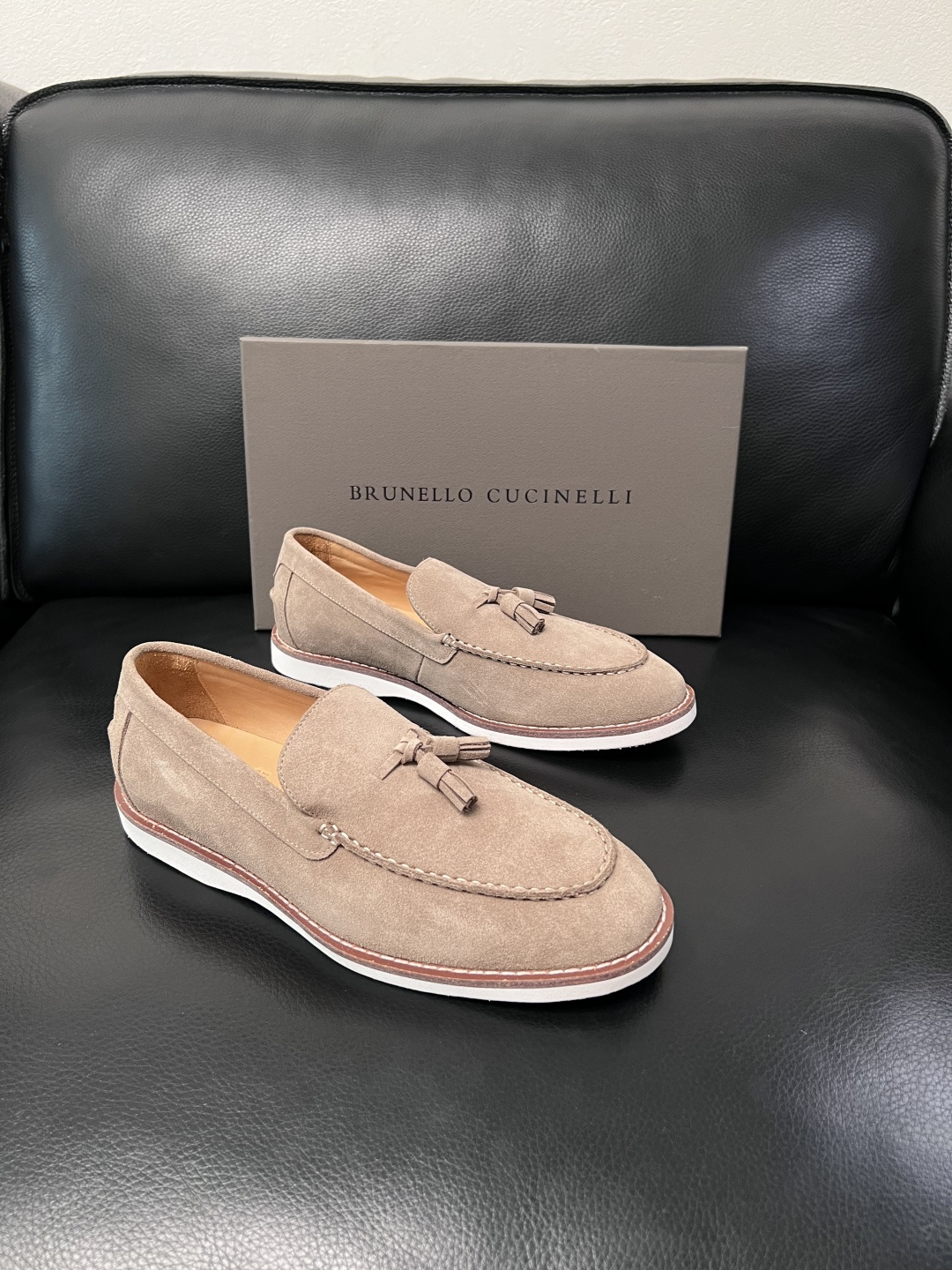 Brunello Cucinelli  高品质 顶级工艺品  BC  专柜同步原厂配置，意大利进口牛皮面