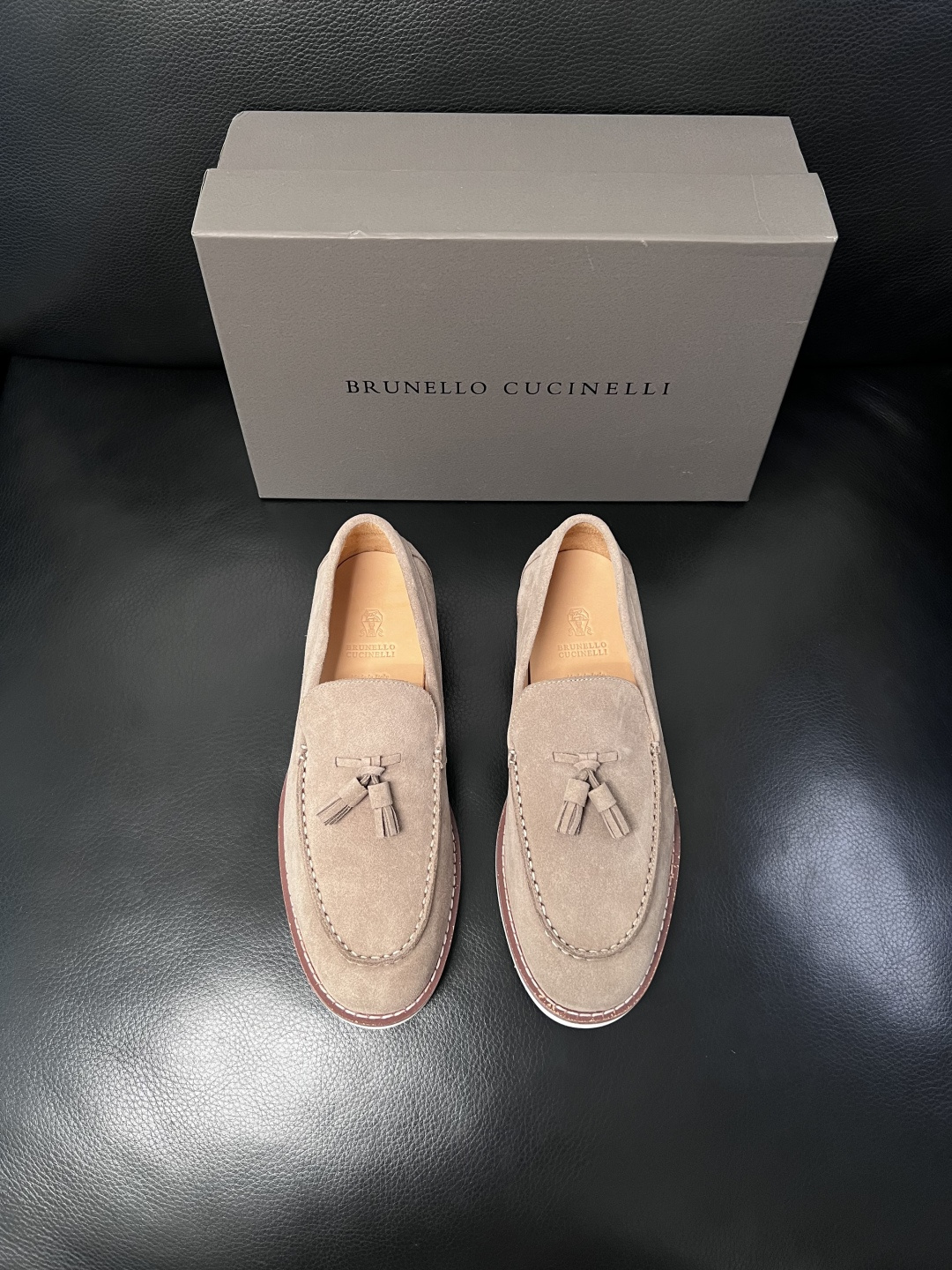 Brunello Cucinelli  高品质 顶级工艺品  BC  专柜同步原厂配置，意大利进口牛皮面