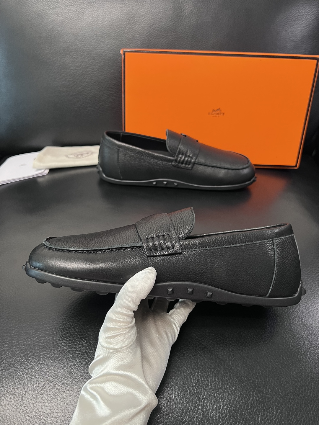 Hermes  高品质  顶级工艺品  爱马仕 专柜同步发售原厂配置，意大利进口原版牛皮面料，高品质拼接