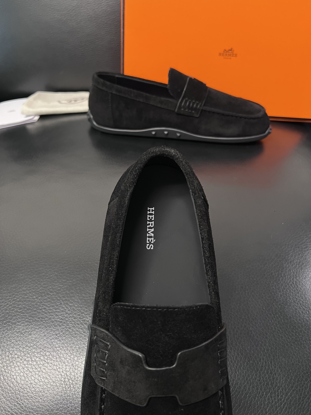 Hermes  高品质  顶级工艺品  爱马仕 专柜同步发售原厂配置，意大利进口原版牛皮面料，高品质拼接