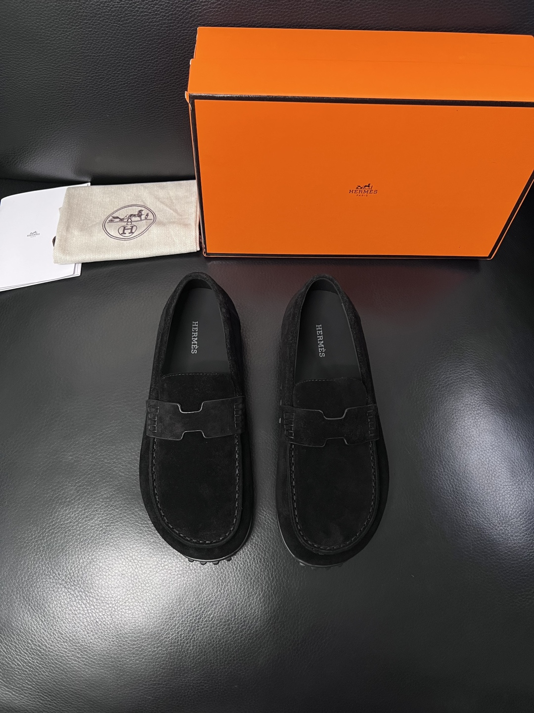 Hermes  高品质  顶级工艺品  爱马仕 专柜同步发售原厂配置，意大利进口原版牛皮面料，高品质拼接