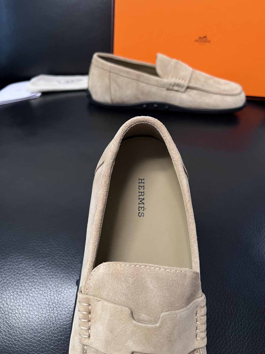 Hermes  高品质  顶级工艺品  爱马仕 专柜同步发售原厂配置，意大利进口原版牛皮面料，高品质拼接