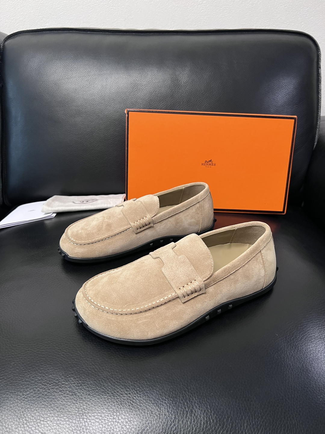 Hermes  高品质  顶级工艺品  爱马仕 专柜同步发售原厂配置，意大利进口原版牛皮面料，高品质拼接