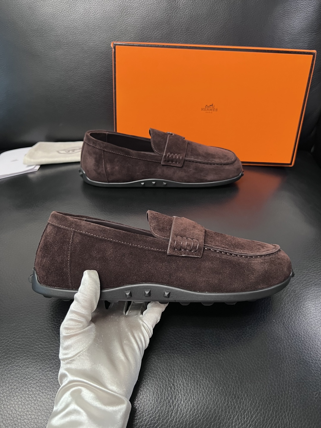 Hermes  高品质  顶级工艺品  爱马仕 专柜同步发售原厂配置，意大利进口原版牛皮面料，高品质拼接