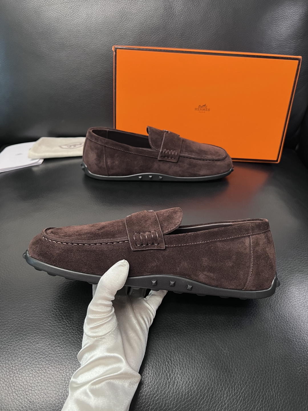 Hermes  高品质  顶级工艺品  爱马仕 专柜同步发售原厂配置，意大利进口原版牛皮面料，高品质拼接