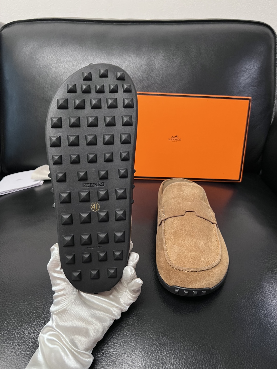 Hermes  高品质  顶级工艺品  爱马仕 专柜同步发售原厂配置，意大利进口原版牛皮面料，高品质拼接