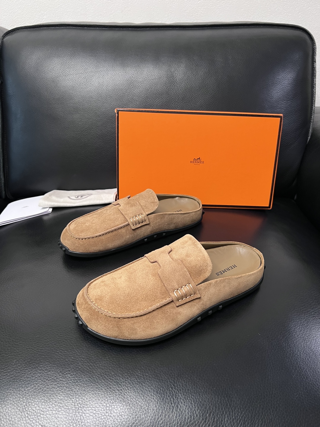 Hermes  高品质  顶级工艺品  爱马仕 专柜同步发售原厂配置，意大利进口原版牛皮面料，高品质拼接