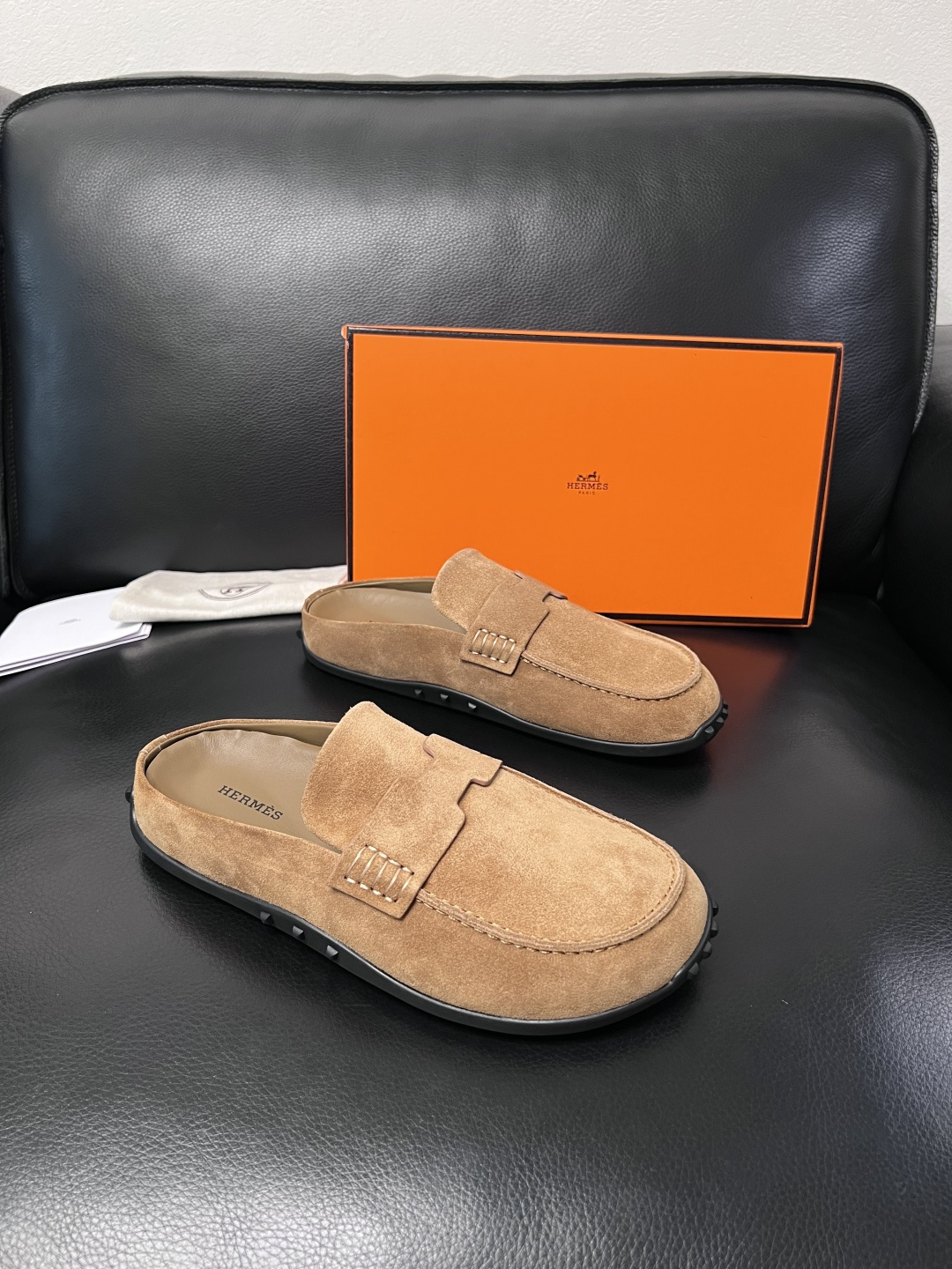 Hermes  高品质  顶级工艺品  爱马仕 专柜同步发售原厂配置，意大利进口原版牛皮面料，高品质拼接