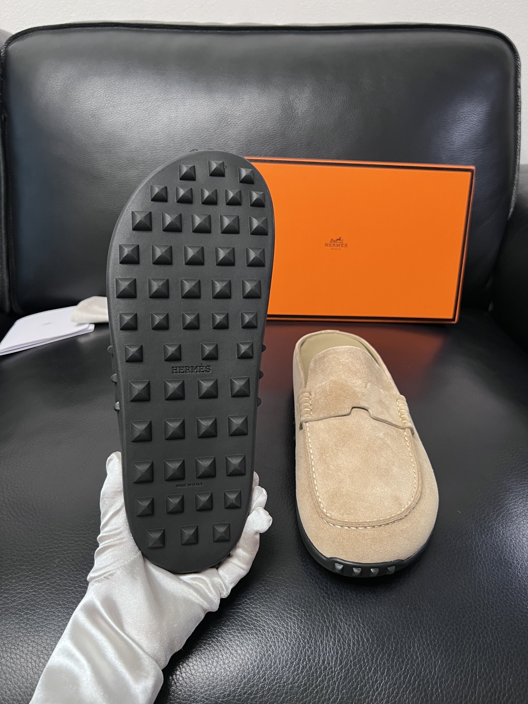 Hermes  高品质  顶级工艺品  爱马仕 专柜同步发售原厂配置，意大利进口原版牛皮面料，高品质拼接