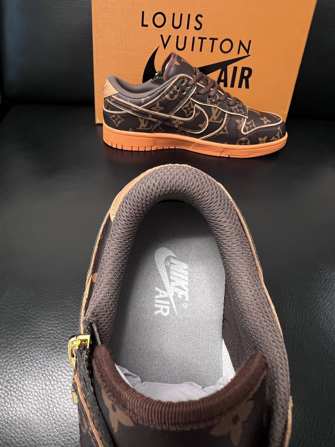 Lv联名nike  高品质  顶级工艺品  路易威登联名，专柜同步，鞋面意大利进口，高品质拼接缤纷色彩复