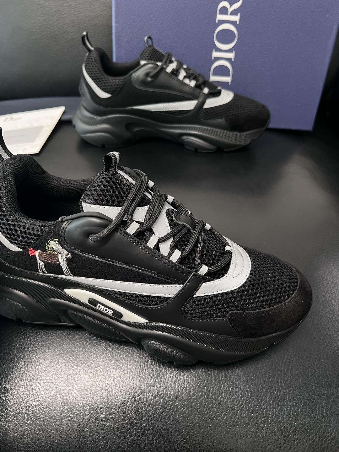 Dior 顶级工艺品 迪奥  专柜同步 原厂配置，意大利进口原版牛皮面料，透气舒适进口水染牛里垫，鞋底：