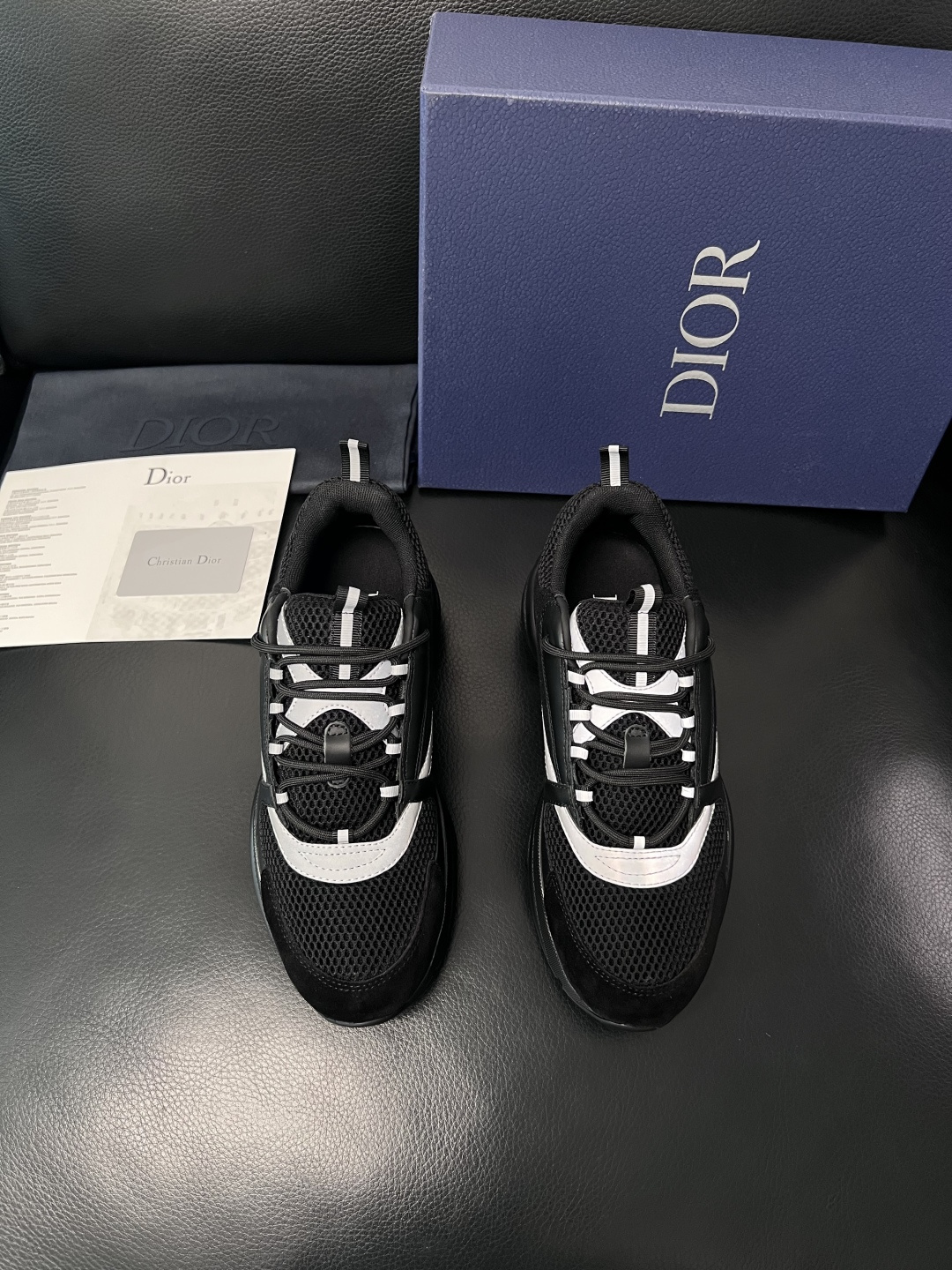 Dior 顶级工艺品 迪奥  专柜同步 原厂配置，意大利进口原版牛皮面料，透气舒适进口水染牛里垫，鞋底：