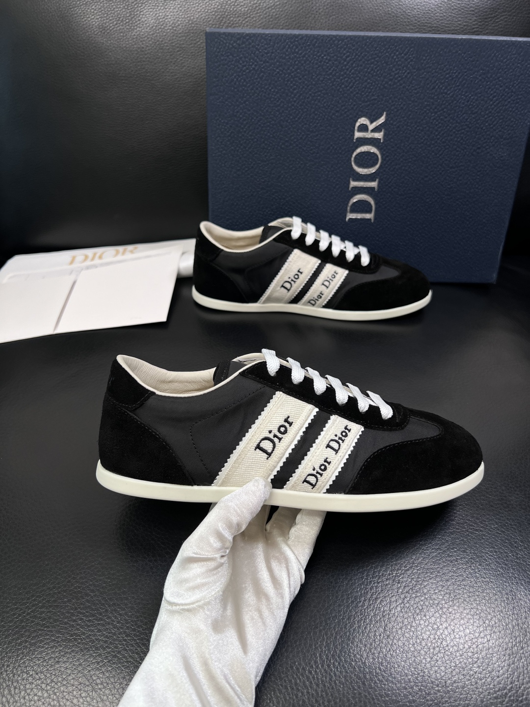 Dior 顶级工艺品 迪奥  专柜同步 原厂配置，意大利进口原版牛皮面料，透气舒适进口水染牛里垫，鞋底：