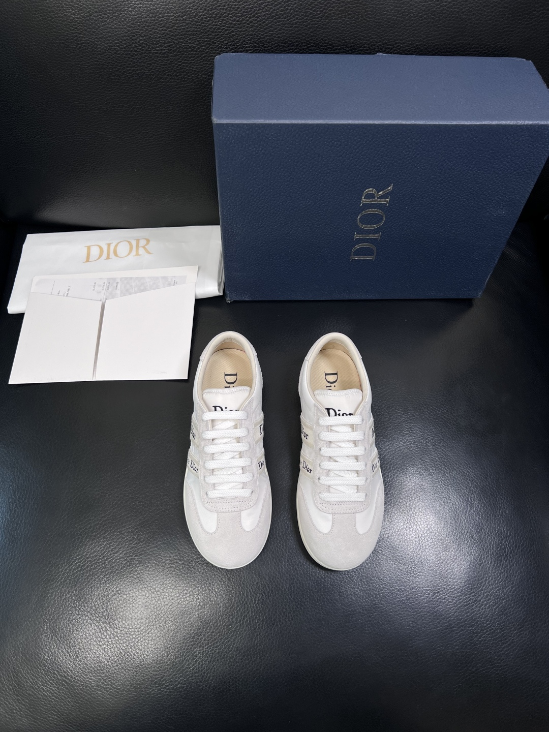 Dior 顶级工艺品 迪奥  专柜同步 原厂配置，意大利进口原版牛皮面料，透气舒适进口水染牛里垫，鞋底：