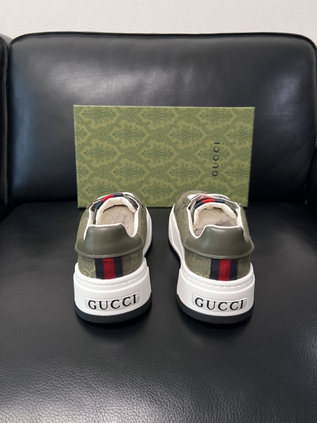 Gucci  高品质  顶级工艺品  古奇专柜新款，原厂配置意大利进口牛皮搭配印花布面料，进口牛皮内里垫