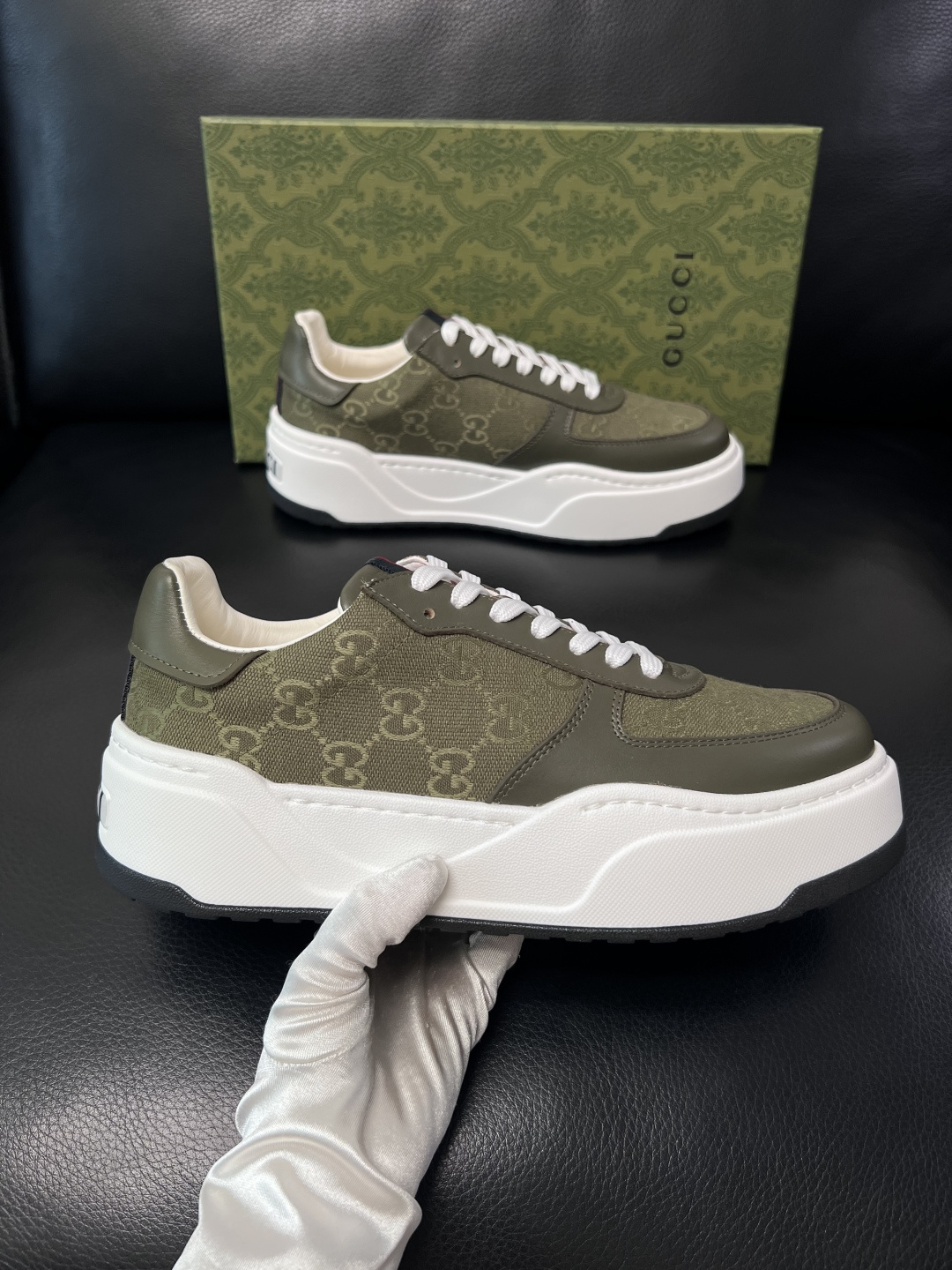 Gucci  高品质  顶级工艺品  古奇专柜新款，原厂配置意大利进口牛皮搭配印花布面料，进口牛皮内里垫