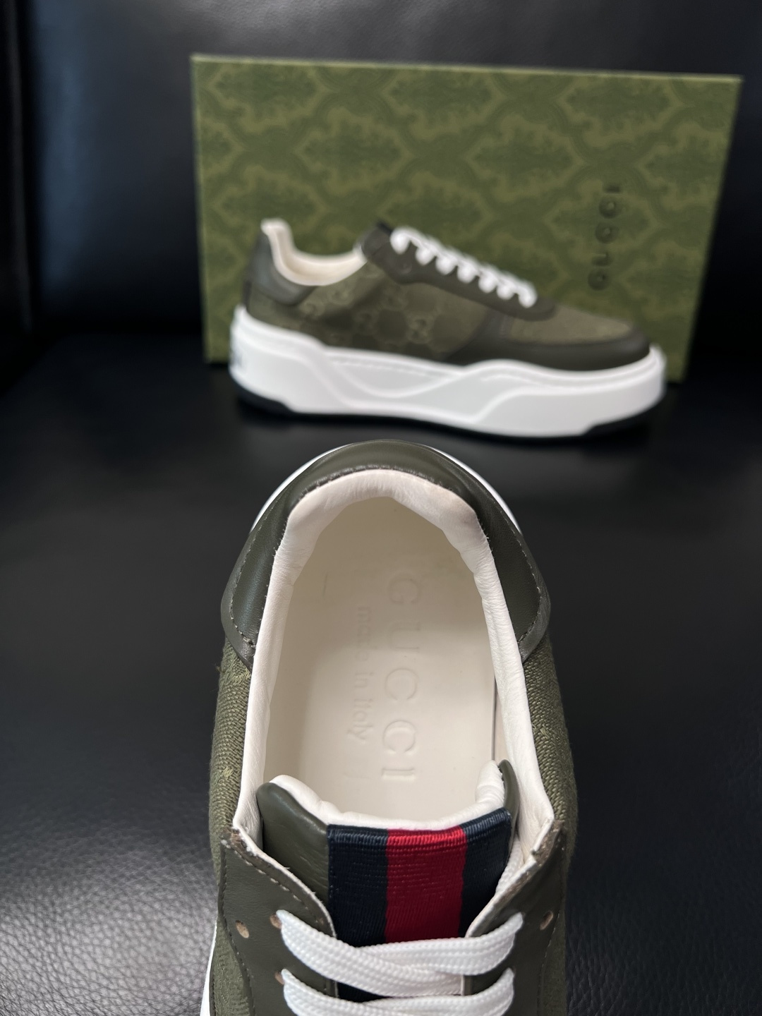 Gucci  高品质  顶级工艺品  古奇专柜新款，原厂配置意大利进口牛皮搭配印花布面料，进口牛皮内里垫