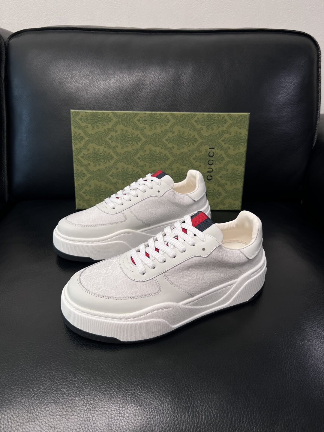 Gucci  高品质  顶级工艺品  古奇专柜新款，原厂配置意大利进口牛皮搭配印花布面料，进口牛皮内里垫
