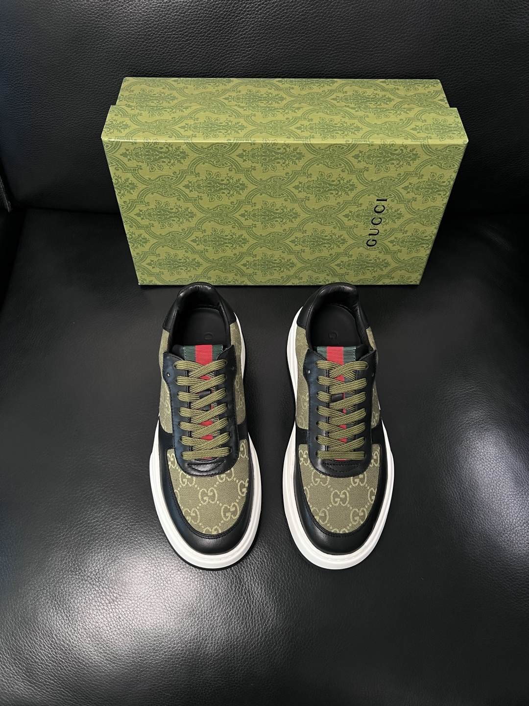 Gucci  高品质  顶级工艺品  古奇专柜新款，原厂配置意大利进口牛皮搭配印花布面料，进口牛皮内里垫