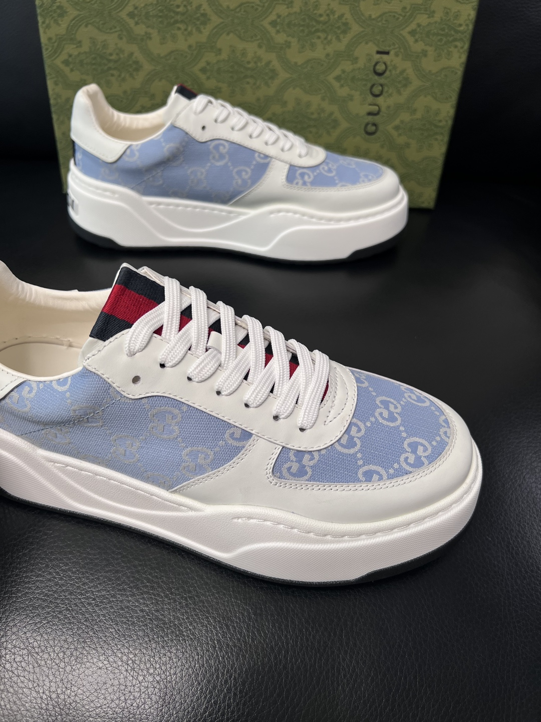 Gucci  高品质  顶级工艺品  古奇专柜新款，原厂配置意大利进口牛皮搭配印花布面料，进口牛皮内里垫