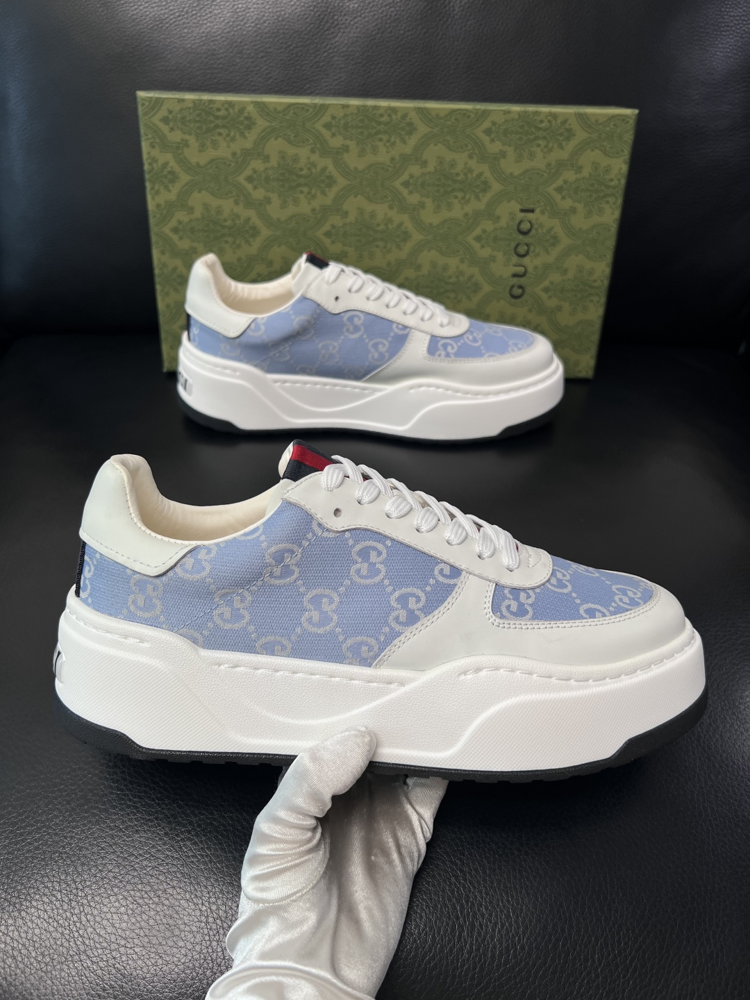Gucci  高品质  顶级工艺品  古奇专柜新款，原厂配置意大利进口牛皮搭配印花布面料，进口牛皮内里垫