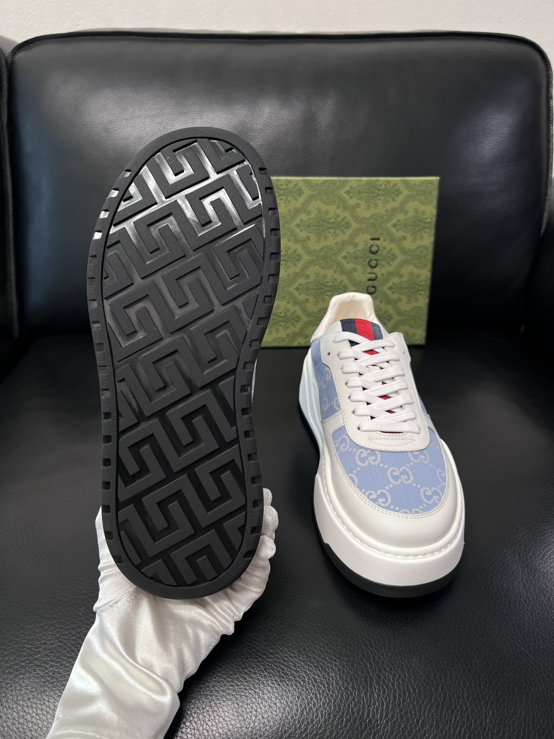 Gucci  高品质  顶级工艺品  古奇专柜新款，原厂配置意大利进口牛皮搭配印花布面料，进口牛皮内里垫