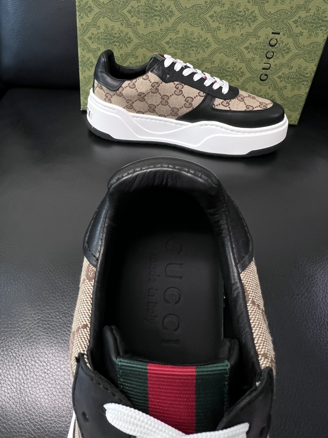 Gucci  高品质  顶级工艺品  古奇专柜新款，原厂配置意大利进口牛皮搭配印花布面料，进口牛皮内里垫
