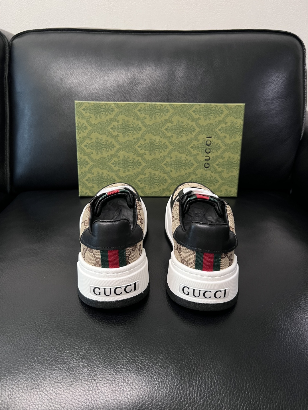 Gucci  高品质  顶级工艺品  古奇专柜新款，原厂配置意大利进口牛皮搭配印花布面料，进口牛皮内里垫