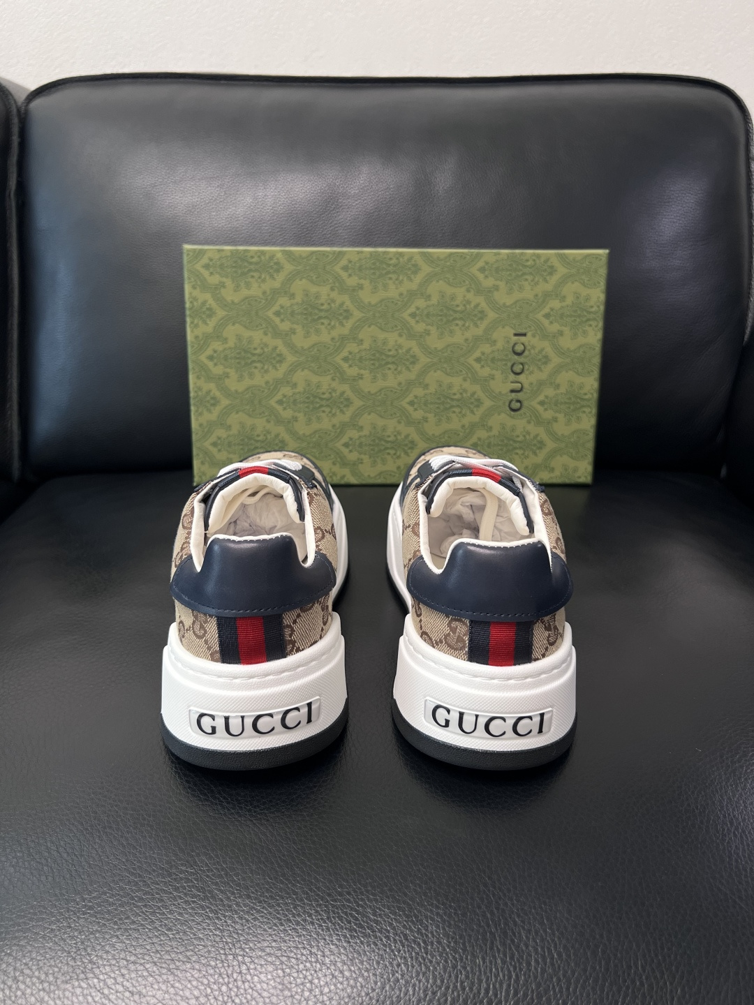 Gucci  高品质  顶级工艺品  古奇专柜新款，原厂配置意大利进口牛皮搭配印花布面料，进口牛皮内里垫